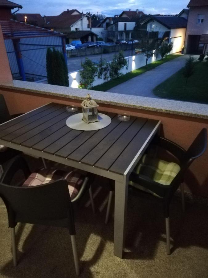 Guest House Lucija Buzin Εξωτερικό φωτογραφία