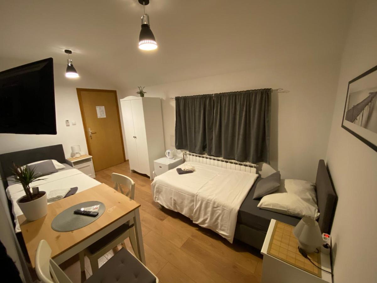 Guest House Lucija Buzin Εξωτερικό φωτογραφία