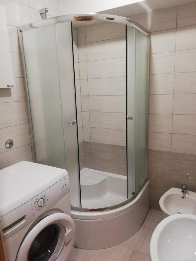 Guest House Lucija Buzin Εξωτερικό φωτογραφία