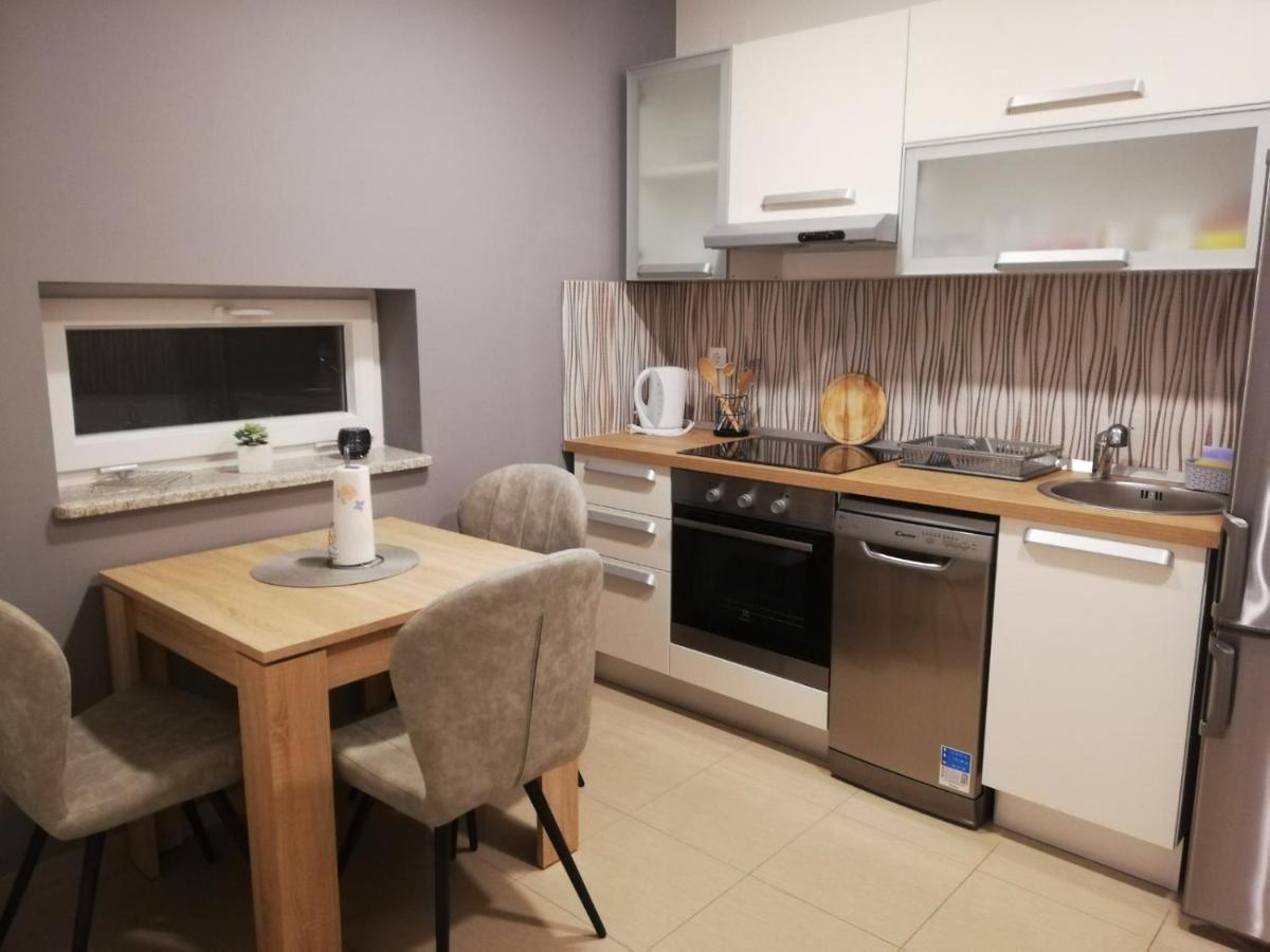 Guest House Lucija Buzin Εξωτερικό φωτογραφία
