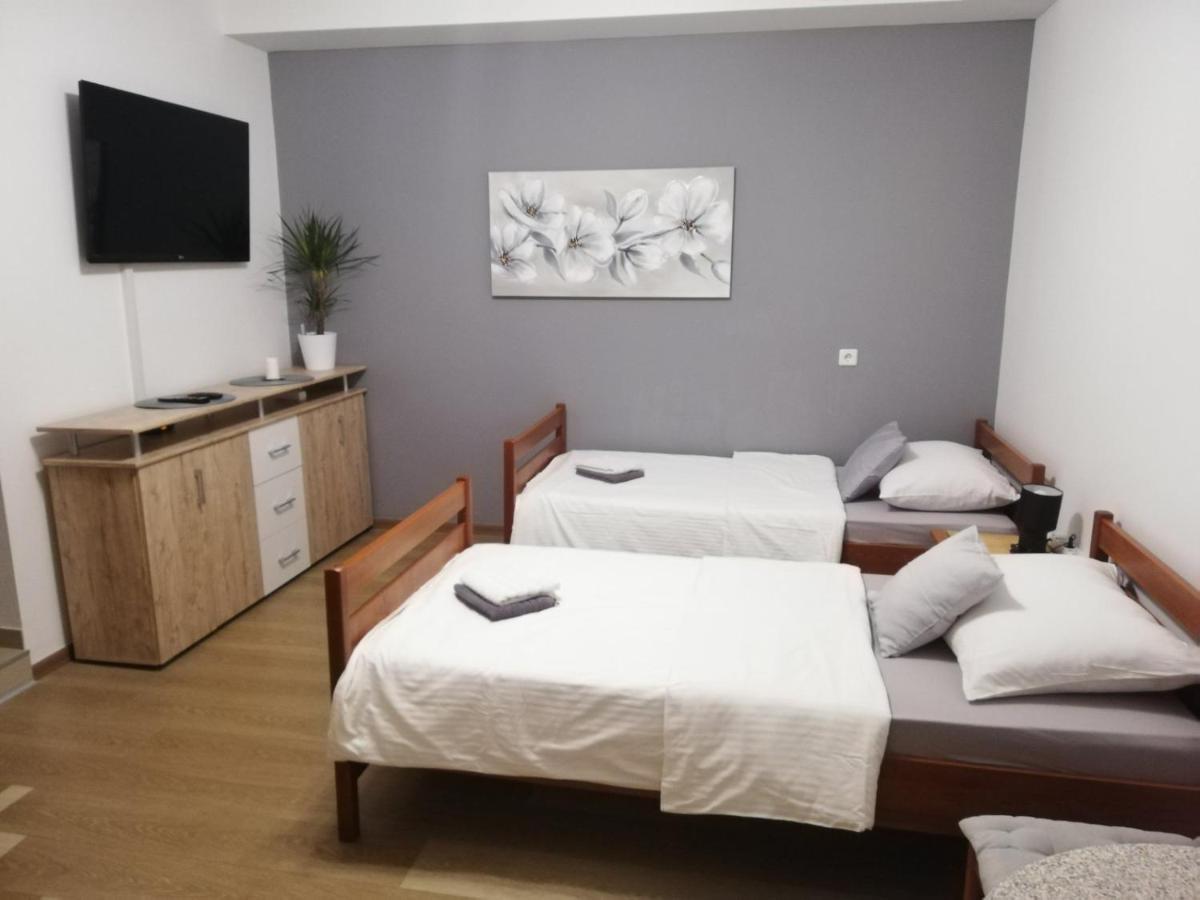 Guest House Lucija Buzin Εξωτερικό φωτογραφία