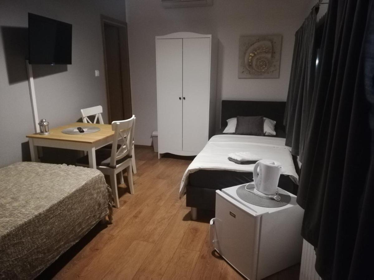 Guest House Lucija Buzin Εξωτερικό φωτογραφία